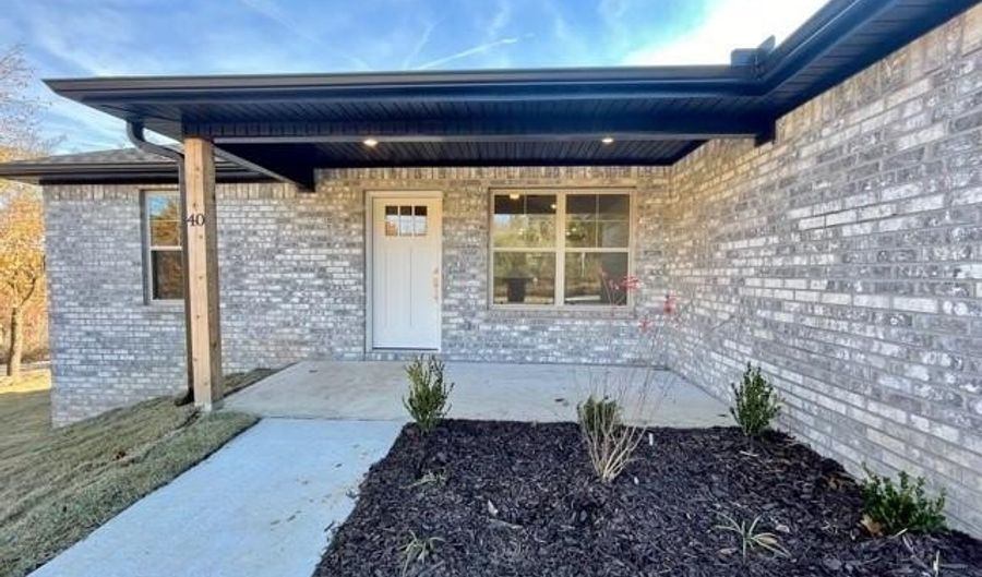 40 Eriboll Ln, Bella Vista, AR 72715 - 3 Beds, 2 Bath