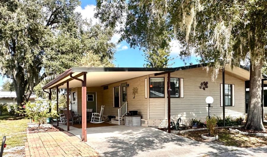 2747 S Nicklaus Dr, Avon Park, FL 33825 - 2 Beds, 2 Bath