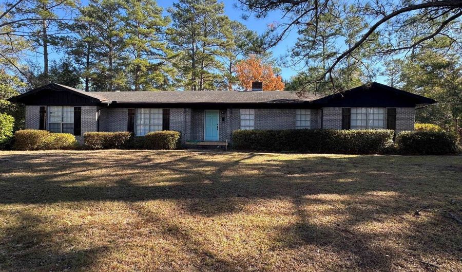 702 6TH Ave, Andalusia, AL 36420 - 3 Beds, 2 Bath