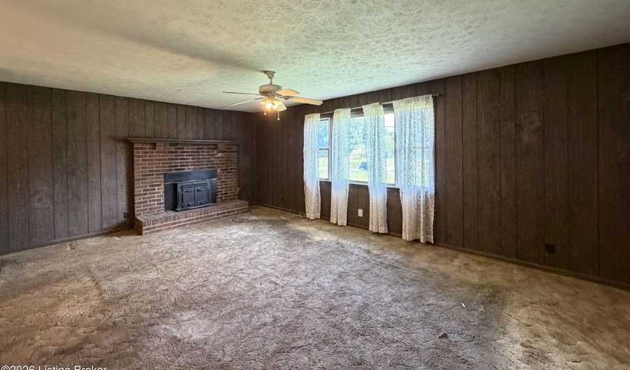 1632 Boston Rd, Bardstown, KY 40004 - 3 Beds, 2 Bath