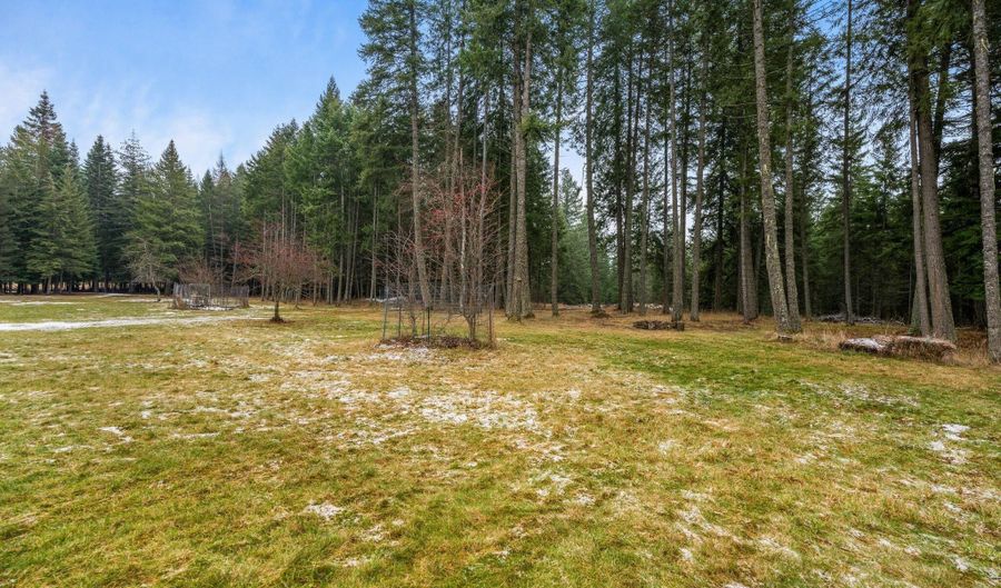 58250 Hwy 200, Clark Fork, ID 83811 - 6 Beds, 4 Bath