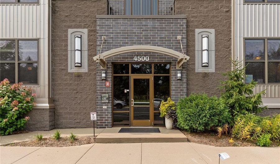 4500 Chicago Ave 208, Minneapolis, MN 55407 - 2 Beds, 2 Bath