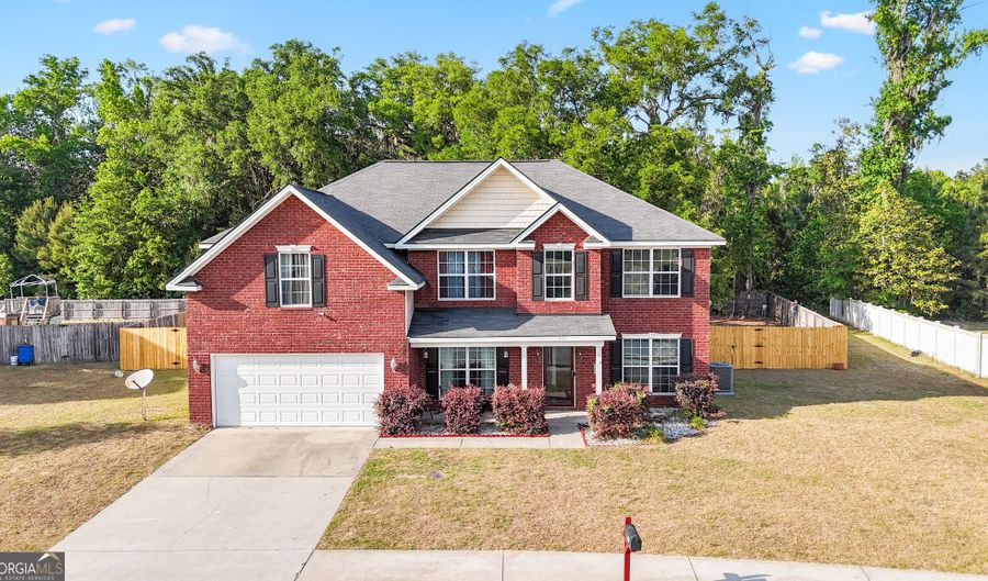 258 Nashview Trl, Allenhurst, GA 31301 - 4 Beds, 3 Bath