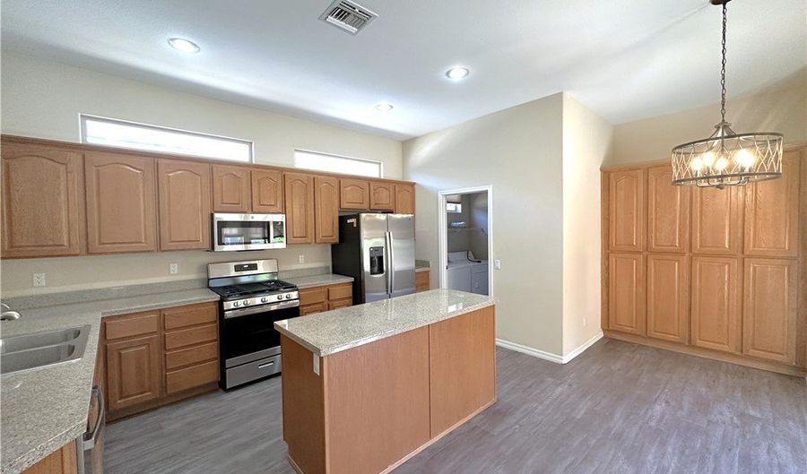 14 Hammock Dunes Ct, Henderson, NV 89052 - 2 Beds, 2 Bath