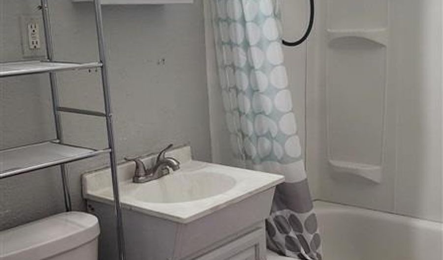 102 W 3rd Ave N, Aurora, MN 55705 - 0 Beds, 0 Bath