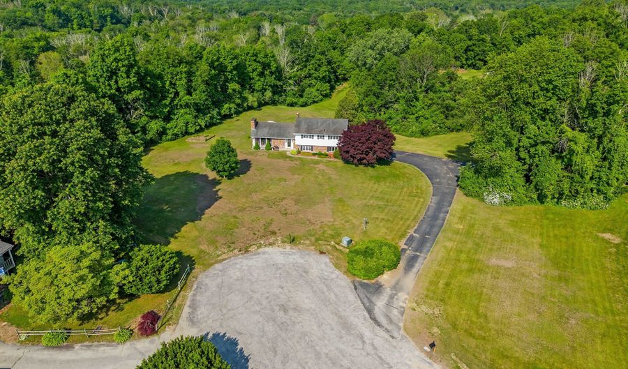 2 Marion Ln, Canterbury, CT 06331 - 4 Beds, 3 Bath
