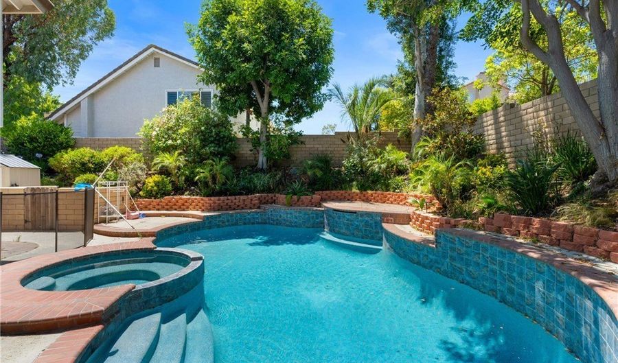 155 S Avenida Felipe, Anaheim, CA 92807 - 3 Beds, 3 Bath