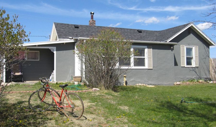 2306 Lincoln Ave, Hot Springs, SD 57747 - 3 Beds, 1 Bath