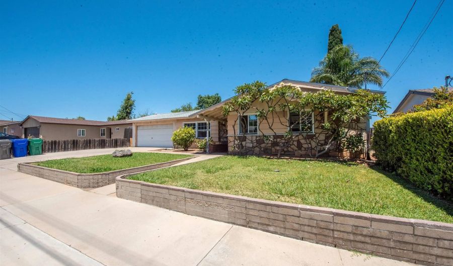 523 Worthington St, Spring Valley, CA 91977 - 3 Beds, 2 Bath