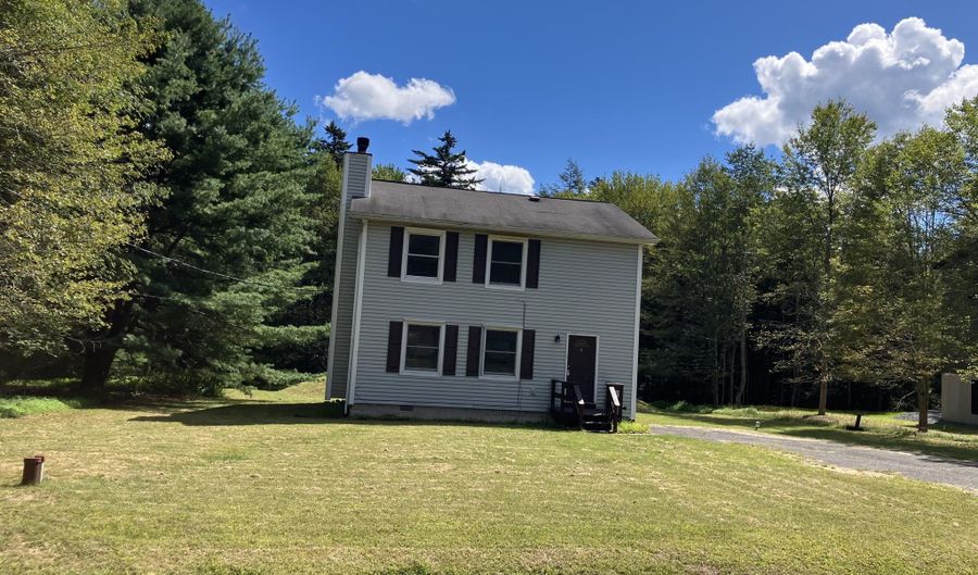798 Towamensing Trl, Albrightsville, PA 18210 - 3 Beds, 3 Bath