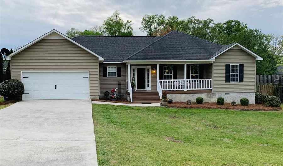 108 PLANTATION Dr, Albertville, AL 35951 - 3 Beds, 2 Bath