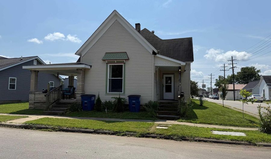 1718 1720 12th St, Bedford, IN 47421 - 2 Beds, 2 Bath