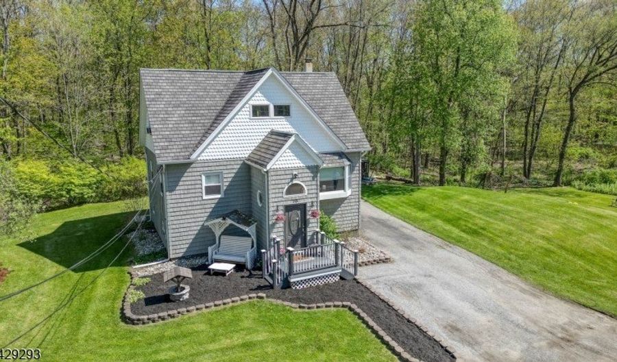 70 Cedar Tree Dr, Alloway, NJ 07422 - 2 Beds, 2 Bath