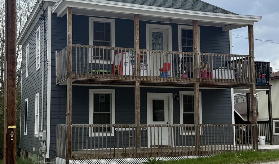 305 Coos St, Berlin, NH 03570 - 2 Beds, 1 Bath