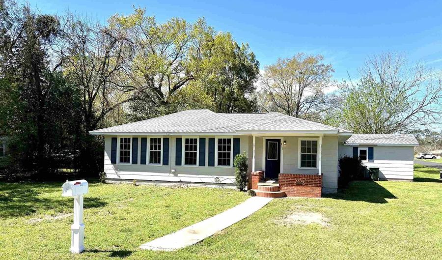 311 Booth Ave, Cantonment, FL 32533 - 3 Beds, 1 Bath