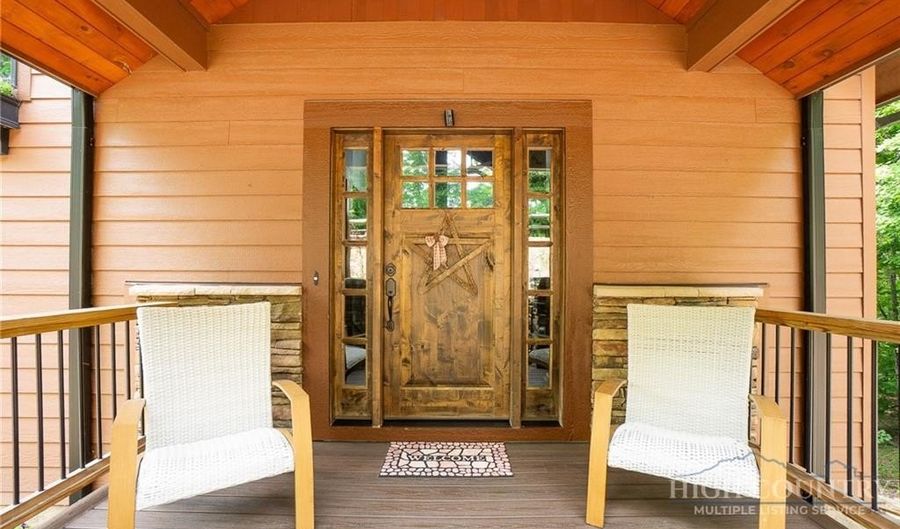 1009 Larkspur Trl, Banner Elk, NC 28604 - 3 Beds, 4 Bath