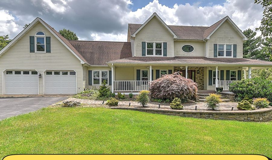 19328 Stirrup Dr, Abingdon, VA 24211 - 4 Beds, 3 Bath