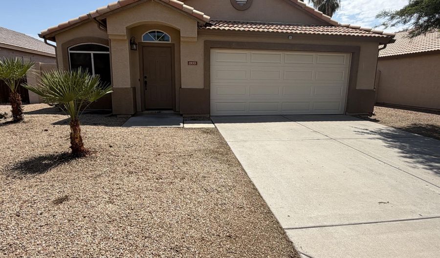 1933 E TYSON Pl, Chandler, AZ 85225 - 3 Beds, 2 Bath