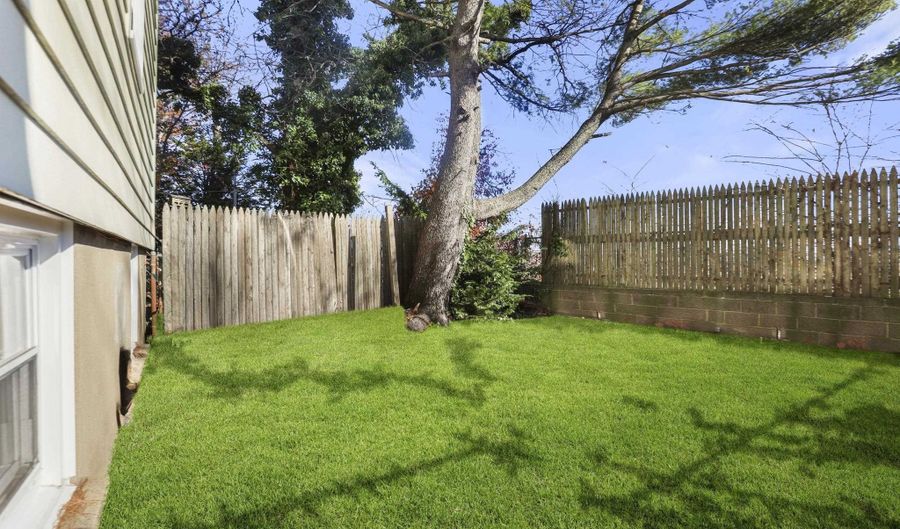 576 AVENUE E, Bayonne, NJ 07002 - 2 Beds, 1 Bath