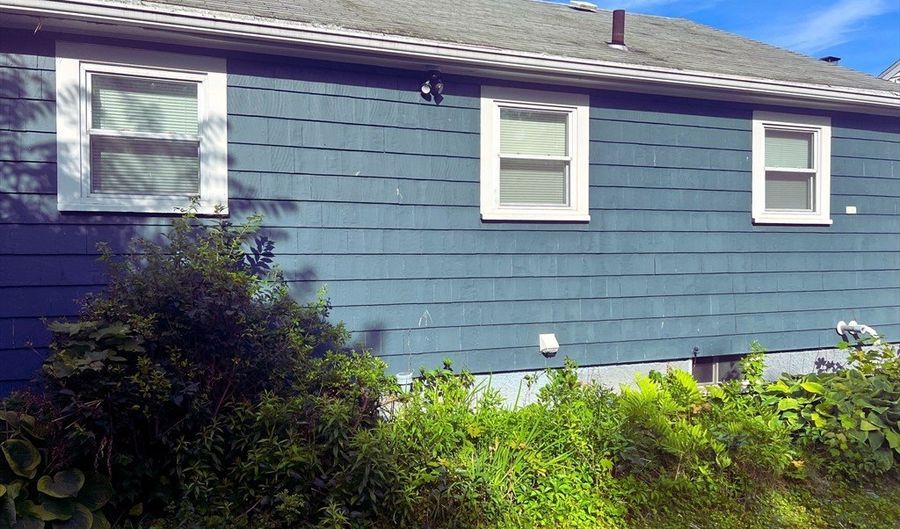 77 Maryknoll St SF, Boston, MA 02126 - 2 Beds, 1 Bath