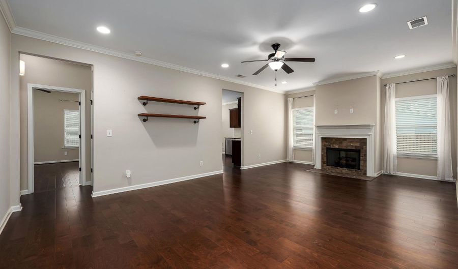 109 SHELBY FARMS Dr, Alabaster, AL 35007 - 3 Beds, 2 Bath