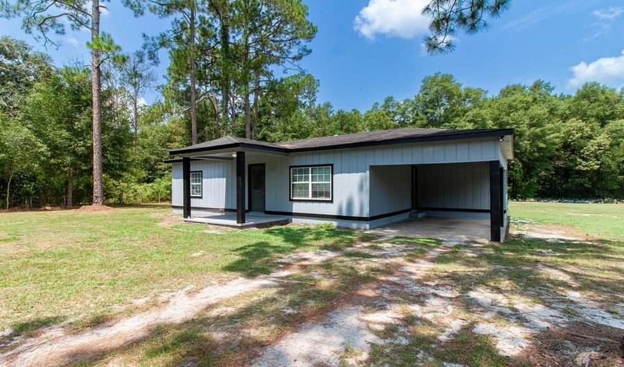 155 Day Dr, Bainbridge, GA 39817 - 2 Beds, 1 Bath