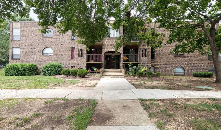 13 SILVERWOOD Cir 6, Annapolis, MD 21403 - 2 Beds, 2 Bath