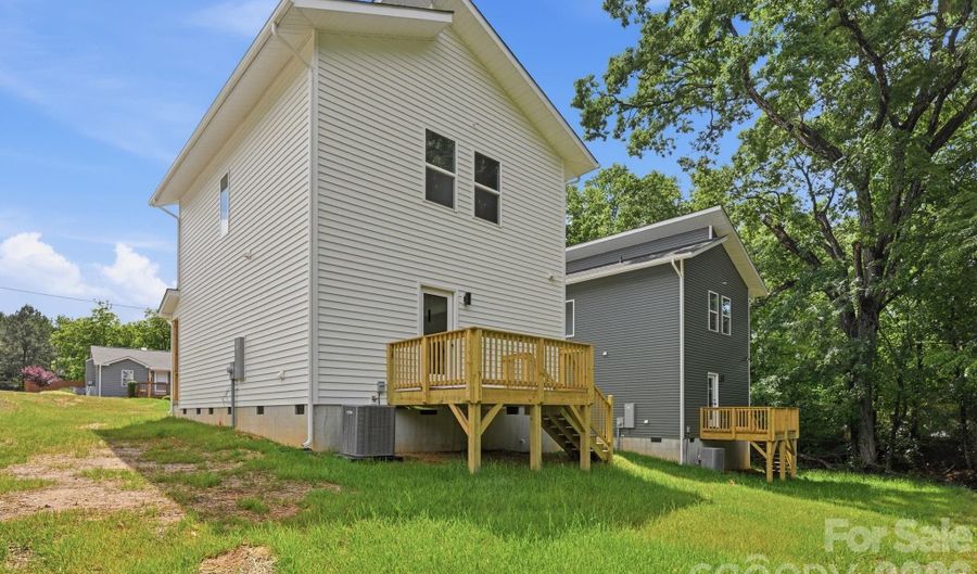 1036 Patton Ave, Albemarle, NC 28001 - 3 Beds, 3 Bath