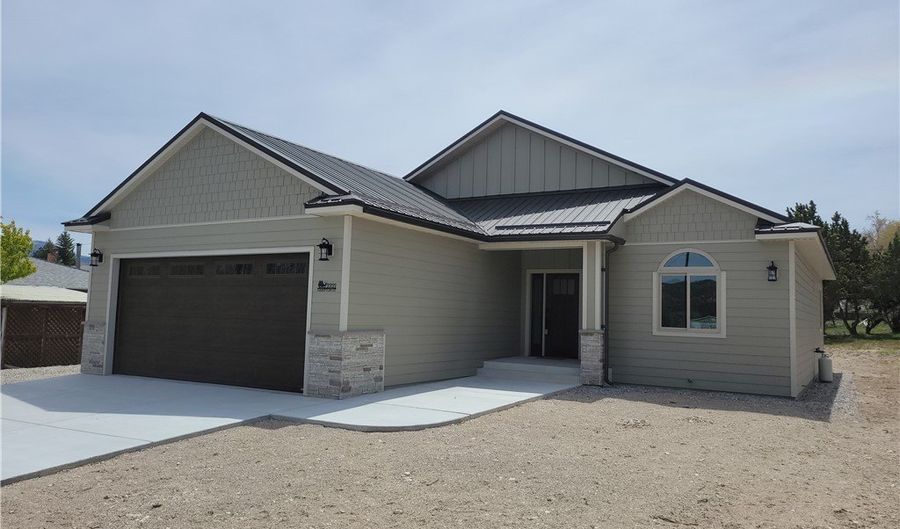2321 Campton St, Ely, NV 89301 - 3 Beds, 2 Bath