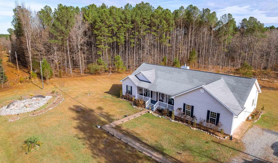 1416 Lockett Rd, Batesburg, SC 29006 - 3 Beds, 2 Bath
