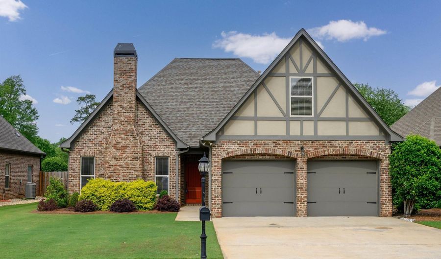 257 LACEY Ave, Alabaster, AL 35114 - 3 Beds, 2 Bath