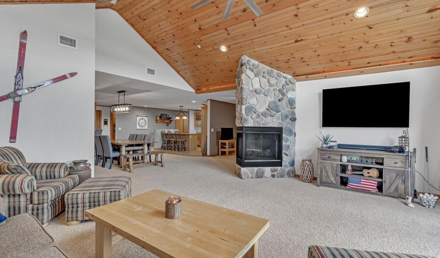 1820 Parkland Dr 808, Arkdale, WI 54613 - 3 Beds, 2 Bath