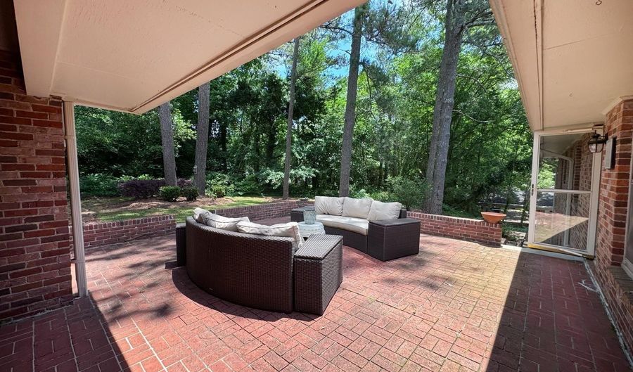 9 TIMOTHY Trce, Anniston, AL 36207 - 4 Beds, 4 Bath