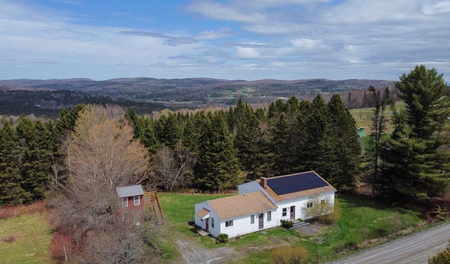 217 Bolton Rd, Cabot, VT 05647 - 3 Beds, 3 Bath