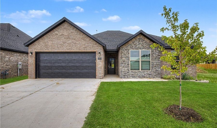 6803 SW Orange Ave, Bentonville, AR 72713 - 3 Beds, 2 Bath