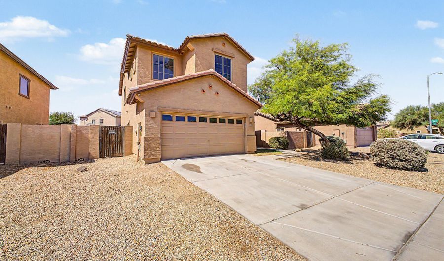 910 E HARRISON Dr, Avondale, AZ 85323 - 4 Beds, 3 Bath