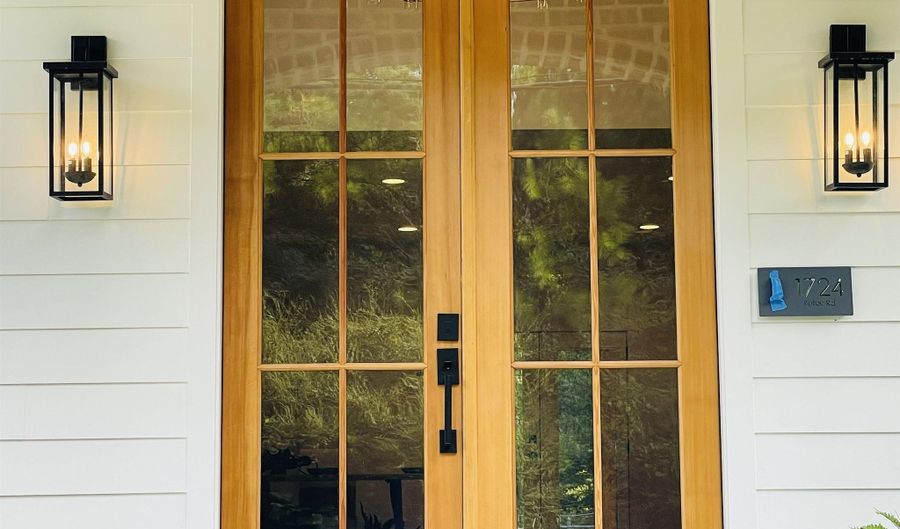 1724 BUTLER Rd, Alabaster, AL 35007 - 5 Beds, 4 Bath