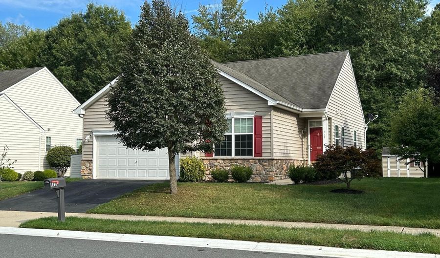 512 BERGENIA Loop, Bear, DE 19701 - 2 Beds, 2 Bath