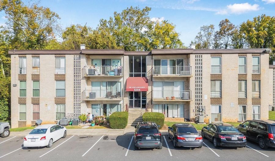 5204 NEWTON St #304, Bladensburg, MD 20710 - 2 Beds, 1 Bath