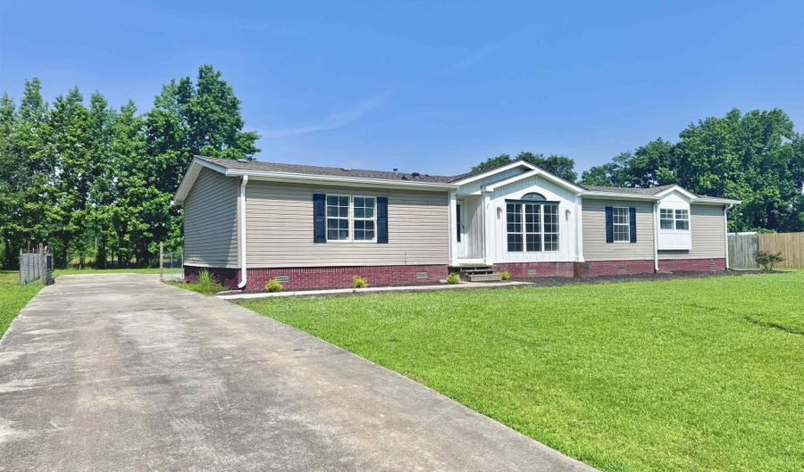 28514 Countryside Cir, Ardmore, AL 35739 - 3 Beds, 2 Bath