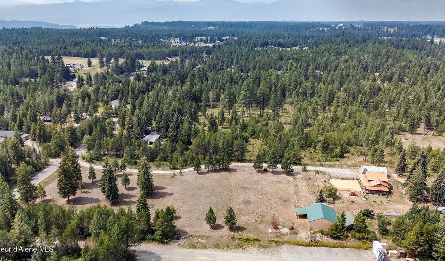 171 Star Rd, Bonners Ferry, ID 83805 - 3 Beds, 2 Bath
