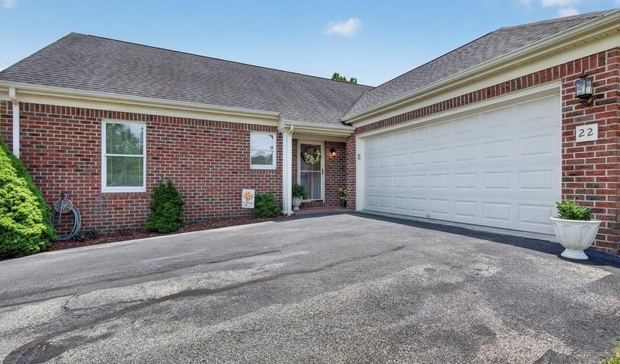 490 Court St #22, Abingdon, VA 24210 - 2 Beds, 2 Bath