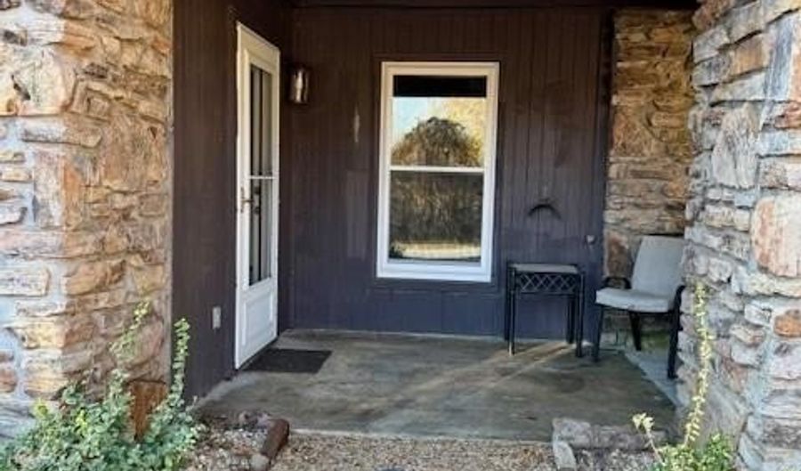 15 Nantucket Dr, Bella Vista, AR 72715 - 3 Beds, 2 Bath