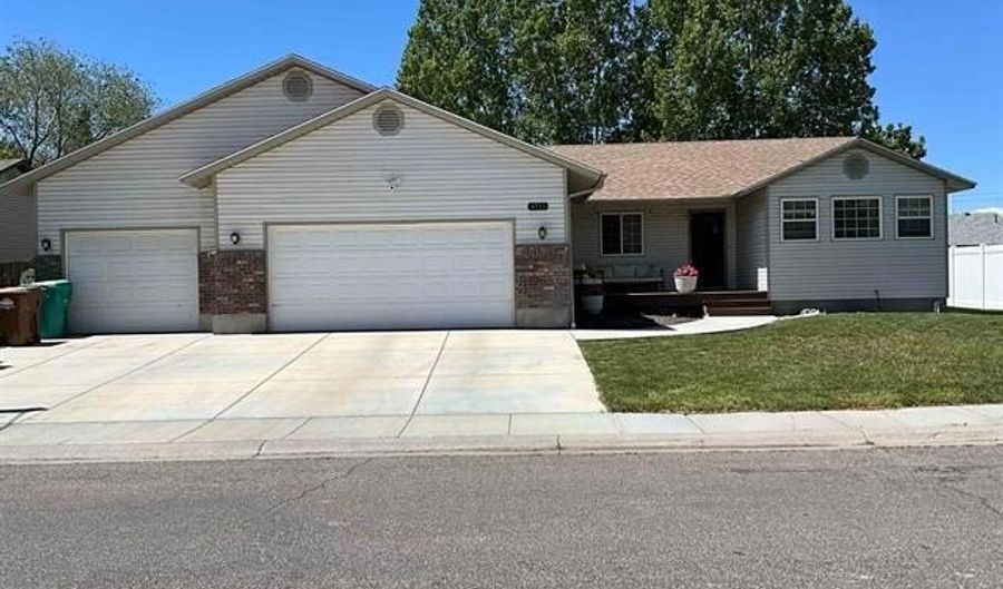 4715 Misti Ave, Chubbuck, ID 83202 - 6 Beds, 3 Bath