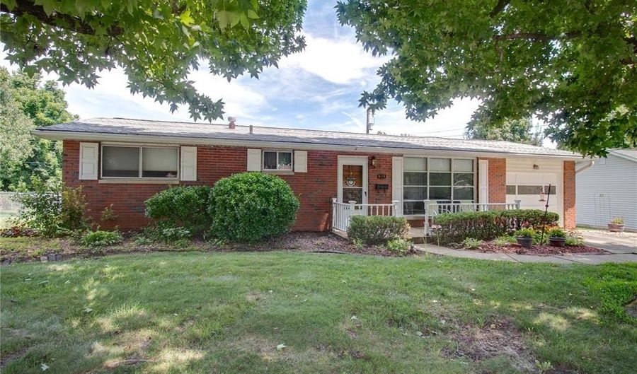 5411 Nelson Pl, Alton, IL 62002 - 2 Beds, 2 Bath