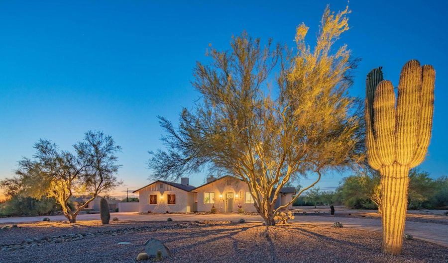 5526 E SKINNER Dr, Cave Creek, AZ 85331 - 3 Beds, 3 Bath