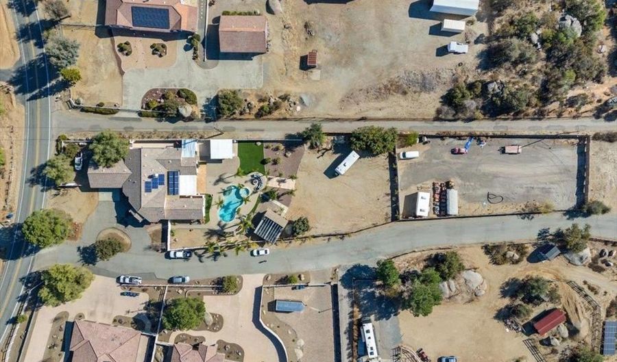 3029 N Victoria Dr, Alpine, CA 91901 - 4 Beds, 4 Bath