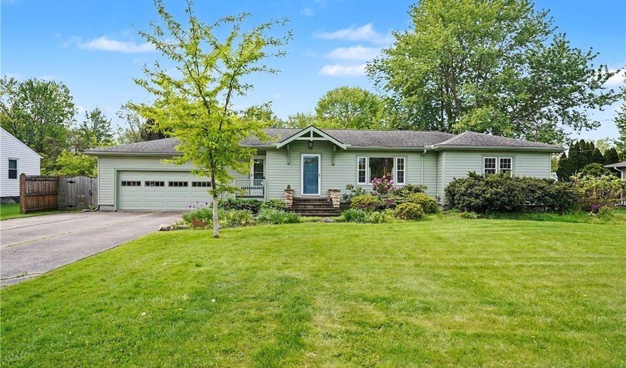 146 Habant Rd, Amherst, OH 44001 - 3 Beds, 2 Bath