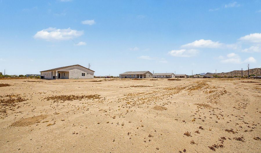 20435 W MOUNTAIN SAGE Dr, Buckeye, AZ 85326 - 4 Beds, 2 Bath
