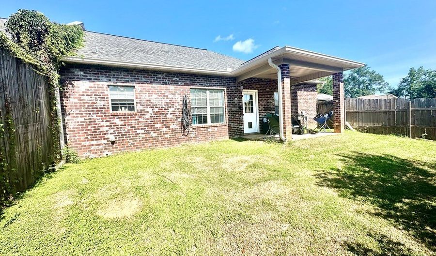 351 Edenbrook, Brookhaven, MS 39601 - 2 Beds, 1 Bath